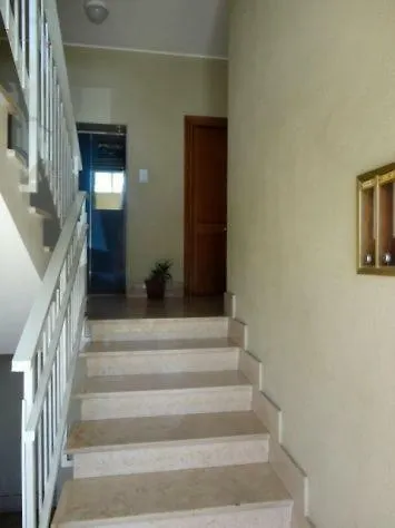 Andeli アパート *